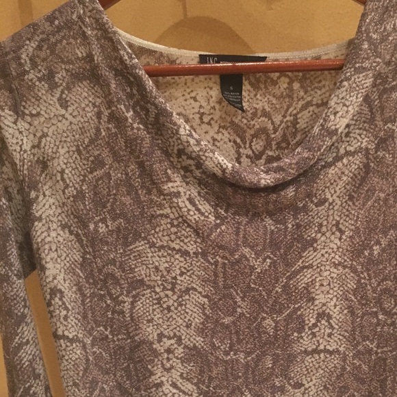 INC Long-sleeve top - Picture 1 of 3